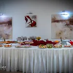 酒店 Premier - Center, Panorama View 大特尔诺沃
