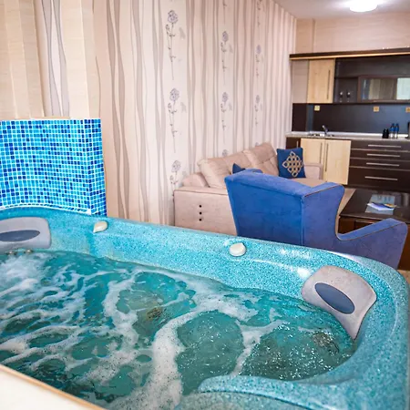 Premier - Center, Panorama View Hotel 4*