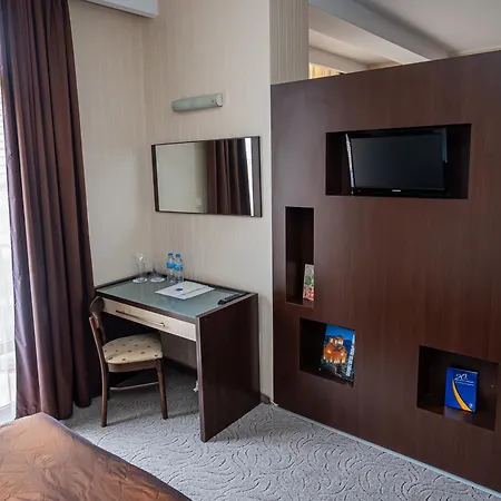Premier - Center, Panorama View Hotel
